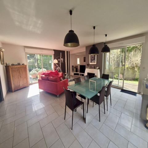 ROYAN PONTAILLAC - Maison 6 pièce(s) 170 m2 Royan