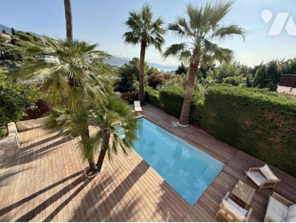 ROQUEBRUNE-CAP-MARTIN - PROPRIÉTÉ VUE MER.