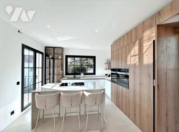 ROQUEBRUNE-CAP-MARTIN - PROPRIÉTÉ VUE MER.