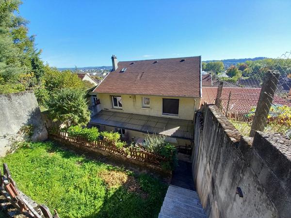 Immeuble de rapport Brive La Gaillarde 176 m2 - 2 appartements T4 de 90 m²- garage- jardin