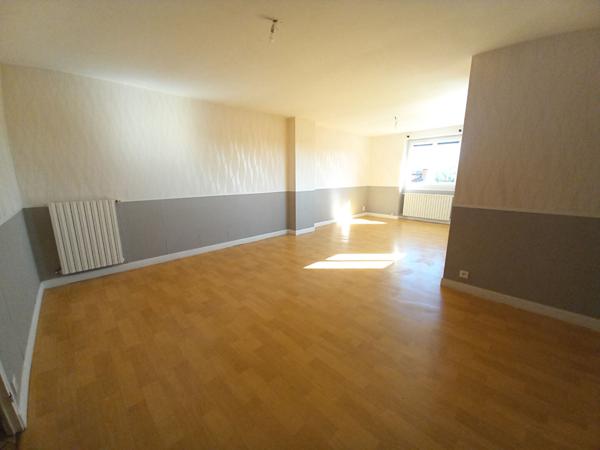 Immeuble de rapport Brive La Gaillarde 176 m2 - 2 appartements T4 de 90 m²- garage- jardin
