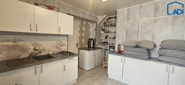 Coup de coeur à 5 min de ST MAIXENT, Maison familiale !!!, Saivres 79400