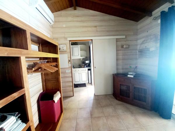 Villa F4 et dépendances, piscine, à vendre la jaille BAIE MAHAULT (971)