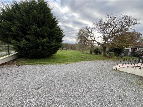 Maison à vendre |  Saint-Sornin-Leulac |  5 pièces | 120 m²