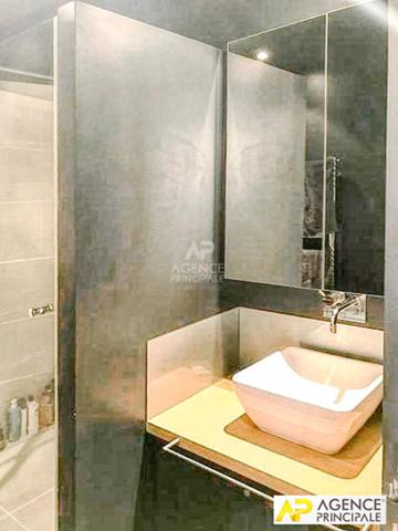 Versailles Notre-Dame Maison ancienne de 5 pièces 113 m² carrez avec jardin de 104 M² €1 300 000 ** - Référence 27447