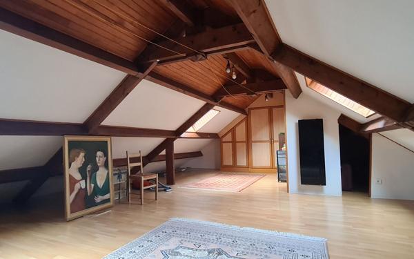 Maison à vendre    6 pièces •  Varennes-Jarcy