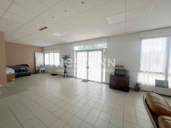 Immeuble Chars 10 pièce(s) 340 m2