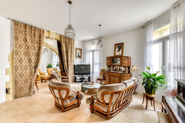 Propriété d'Exception, Château restauré