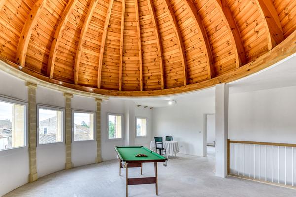 Propriété d'Exception, Château restauré