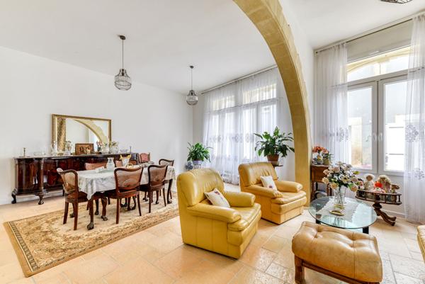 Propriété d'Exception, Château restauré