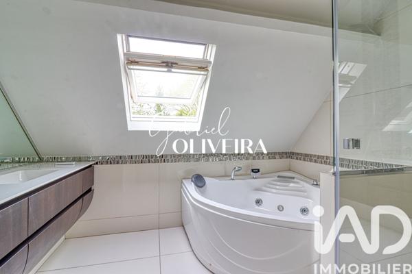 Maison à vendre 7 pièces 229 m² Montmorency
