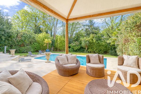 Maison à vendre 7 pièces 229 m² Montmorency