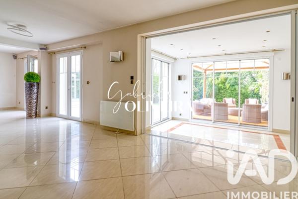 Maison à vendre 7 pièces 229 m² Montmorency