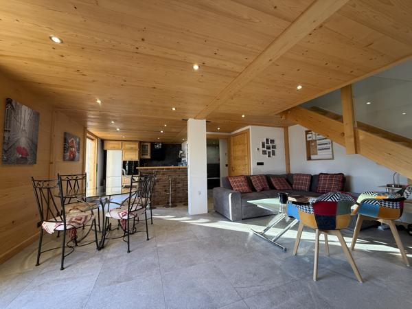 Passy (74190) PASSY VILLAGE - DUPLEX RENOVE en RDJ