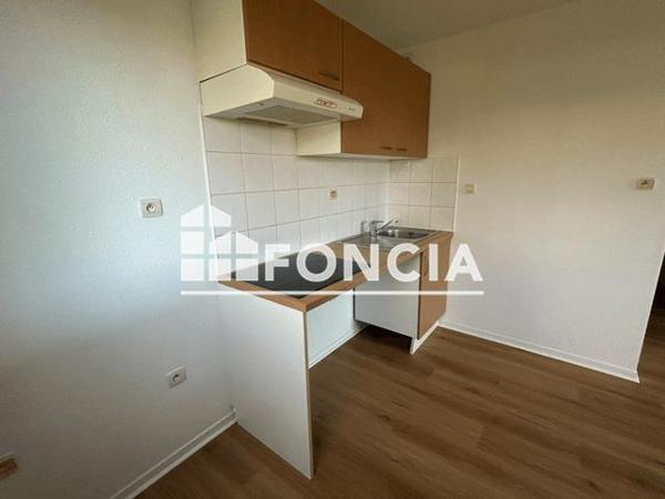 Location Appartement 3 pièces 57.05 m² - 7 ET 9 ALLEE ALAIN BOMBARD Auch 32000