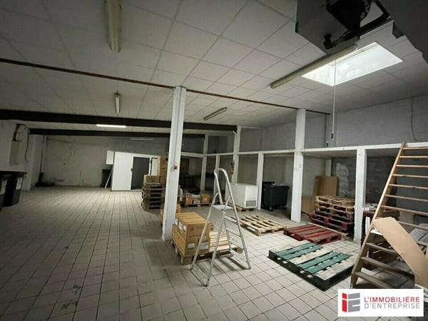 Local commercial de 420m2 à LORIENT