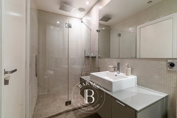 Paris 8ème, Appartement 4 Chambres -  169 m² à vendre