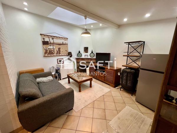 2 maisons (130 m2 + 35 m2) à 4 min à pied du RER E