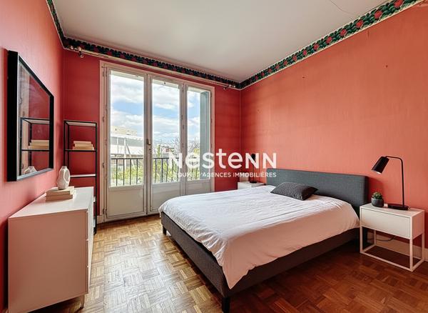 ISSY LES MOULINEAUX - Maison 9 pièces avec 5 chambres jardin piscine
