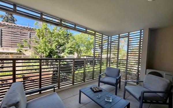 Appartement à vendre    3 pièces • 64 m2 Marseille 9