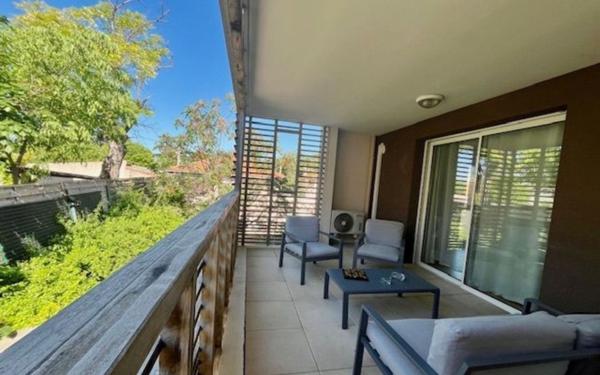 Appartement à vendre    3 pièces • 64 m2 Marseille 9