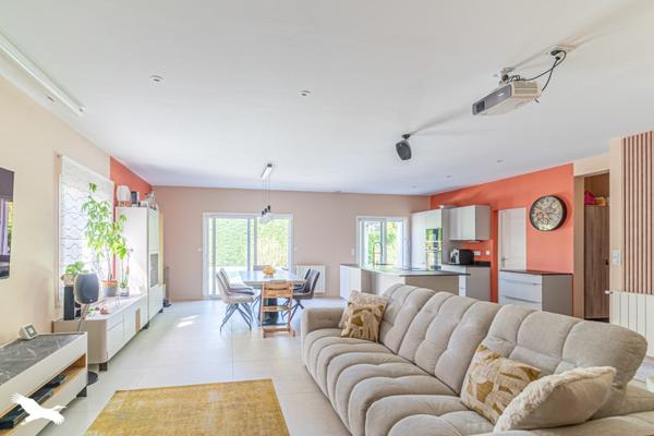 Maison à vendre |  Le Taillan-Médoc |  6 pièces | 145 m²