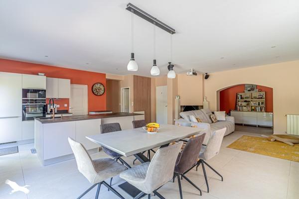 Maison à vendre |  Le Taillan-Médoc |  6 pièces | 145 m²