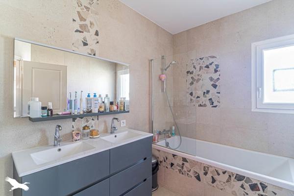 Maison à vendre |  Le Taillan-Médoc |  6 pièces | 145 m²