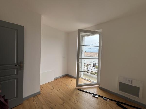 Appartement à louer 690 € CC St-Astier 3 p 66 m² DPE C