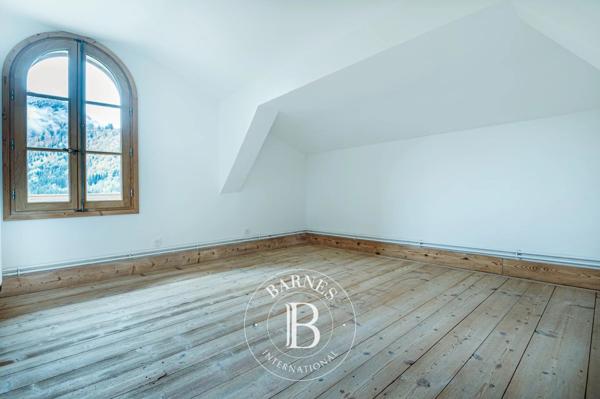 Samoëns, Maison  594 m² à vendre