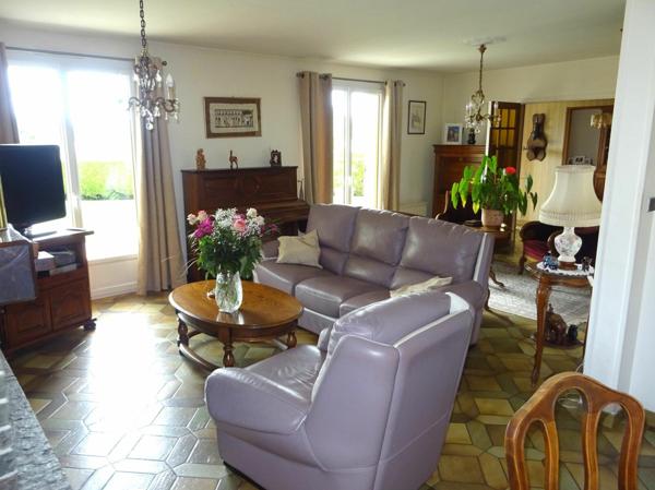 Maison à vendre    6 pièces • 168 m2 Mézidon-Canon