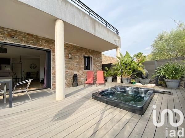 Maison à vendre 5 pièces 125 m² Saint-Raphaël