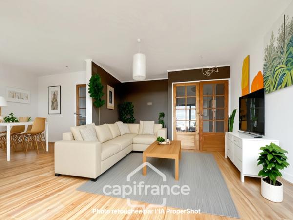A vendre 5 pièces de 85 m², au dernier étage, lumineux, traversant, au calme avec terrasses, cave et parking, à CHENNEVIERES SUR MARNE (94)
