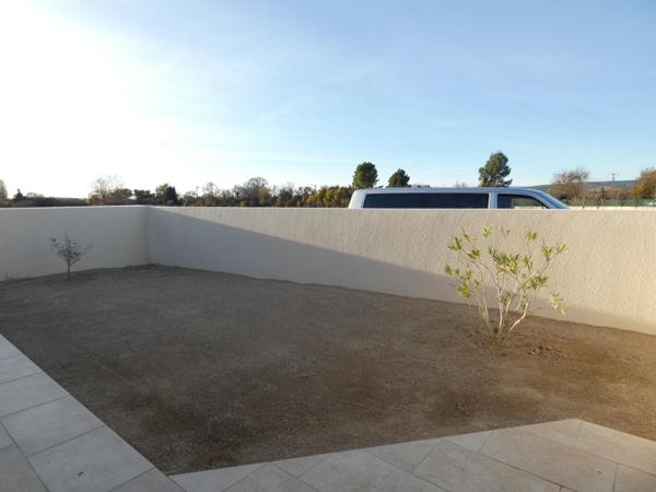 Villa plain pied 115m² sur terrain de 400m² avec grand garage