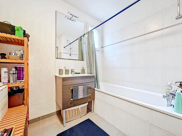 Vente appartement T3  Marseille 13014 Sainte-Marthe terrasse garage