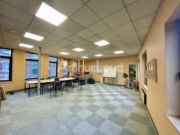 Bureaux à vendre Lomme - 230 m² lumineux avec visibilité exceptionnelle et patio privatif