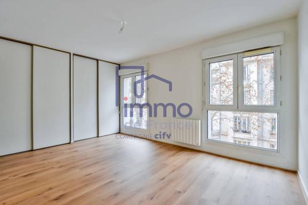 SAXE GAMBETTA ! T5 + GARAGE DOUBLE