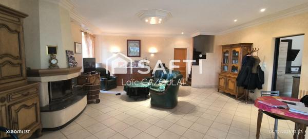 Maison en pierre 200m² avec hangars et dépendances