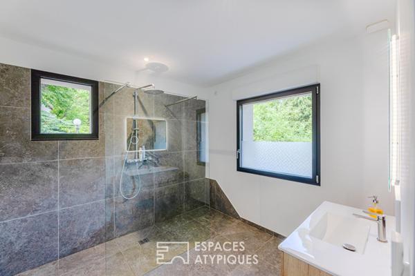 Propriété rénovée avec maison de gardien au coeur du Vexin