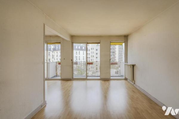 Notaire vend 75012 Paris T2 de 52.46m²