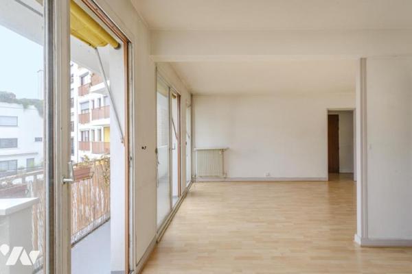 Notaire vend 75012 Paris T2 de 52.46m²