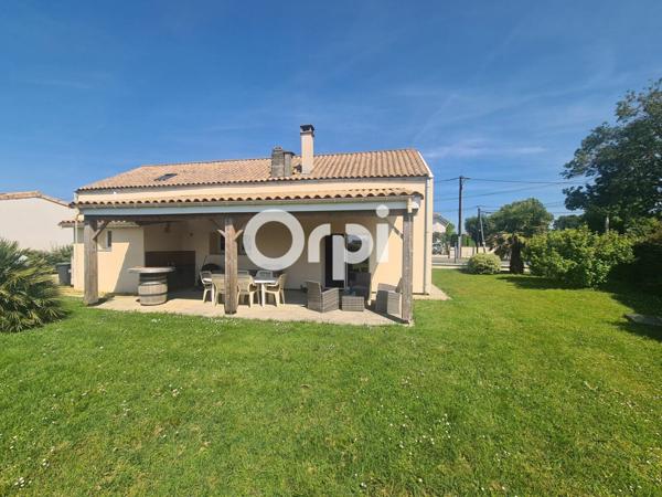 Maison à vendre    4 pièces •  Étaules