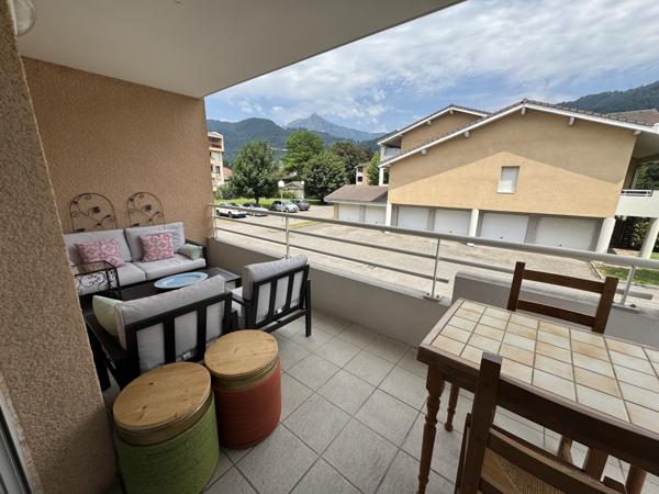 CLUSES - Appartement T3 loué - 65,76 m2 + cave + garage + pl