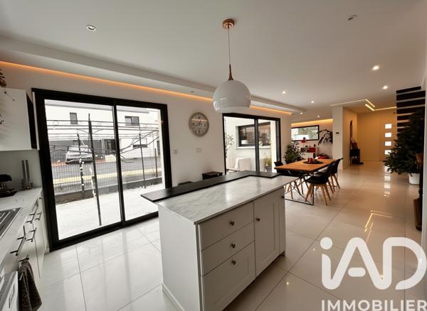 Maison à vendre 7 pièces 149 m² Saint-Erblon