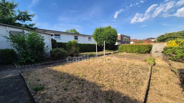 Maison individuelle à vendre 3 pièces ETAMPES (91) – Quartier Saint-Pierre – Terrain clos de 591 m² – Garage – Fort potentiel