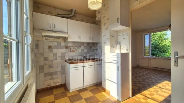 Maison individuelle à vendre 3 pièces ETAMPES (91) – Quartier Saint-Pierre – Terrain clos de 591 m² – Garage – Fort potentiel