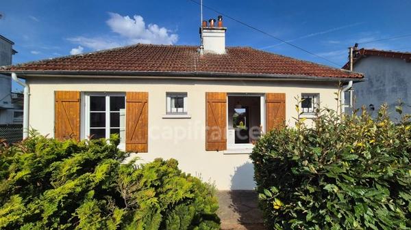 Maison individuelle à vendre 3 pièces ETAMPES (91) – Quartier Saint-Pierre – Terrain clos de 591 m² – Garage – Fort potentiel