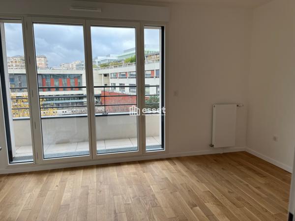 Location Appartement 2 pièces 51 m² - Courbevoie 92400