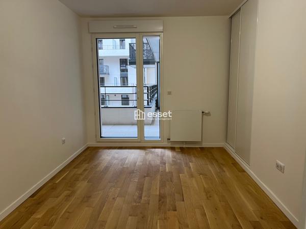 Location Appartement 2 pièces 51 m² - Courbevoie 92400