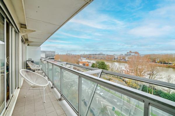 Asnières 5 pièces 93m² avec balcon et box